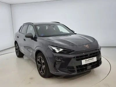 Usado Cupra Terramar 204 CV (150 kW) 2025 Violeta / lila SUV