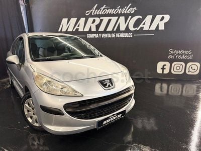 Usado Peugeot 207 70 CV (51 kW) 2007 Gris / plata Berlina