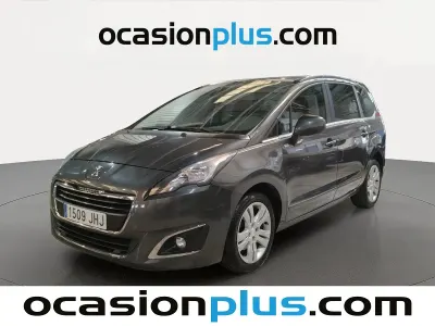 Usado Peugeot 5008 Style 120 CV (88 kW) 2015 Gris Monovolumen