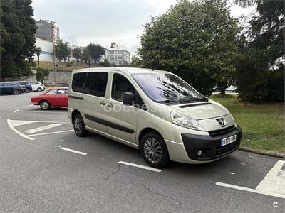 Amarillo Usado 2009 Peugeot Partner Tepee Outdoor Monovolumen | 14.000 €