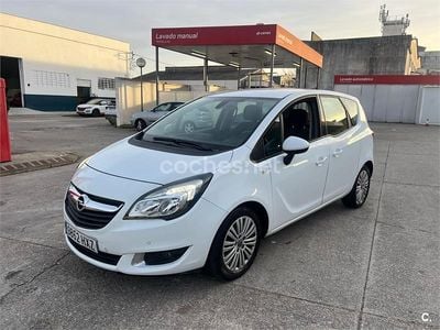 Blanco Usado 2014 Opel Meriva Selective Monovolumen | 3800 € (Buen precio)