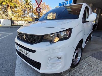 Blanco Usado 2019 Peugeot Partner Premium Monovolumen | 10.500 € (Un poco caro)