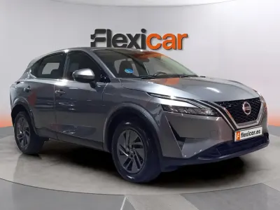 Usado Nissan Qashqai Acenta 158 CV (116 kW) 2021 Gris SUV