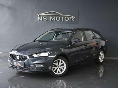 Gris Usado 2022 Seat Leon ST Reference Familiar | 16.900 € (Precio justo)
