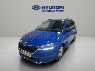 Usado Skoda Fabia 95 CV (69 kW) 2019 Azul Utilitario