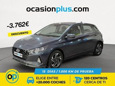 Usado Hyundai i20 100 CV (73 kW) 2022 Gris Utilitario