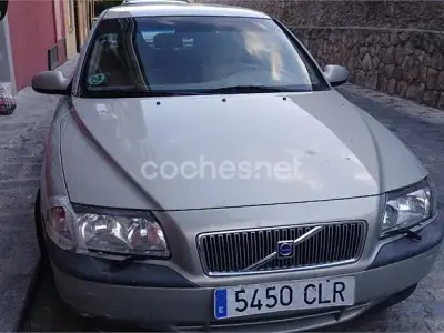 Usado Volvo S80 140 CV (102 kW) 2003 Gris / plata Berlina