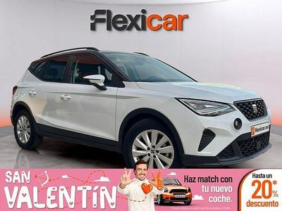 Usado Seat Arona Style 110 CV (80 kW) 2021 Blanco SUV