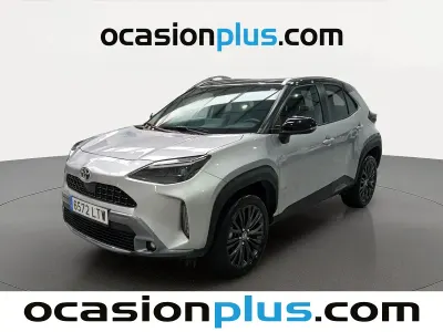 Usado Toyota Yaris Hybrid 116 CV (85 kW) 2021 Gris plata SUV