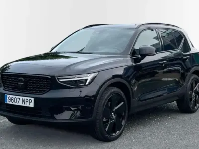 Nuevo Volvo XC40 Ultra 163 CV (119 kW) 2026 Negro SUV