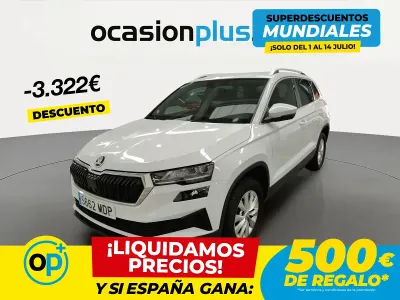 Usado Skoda Karoq Ambition 115 CV (84 kW) 2023 Blanco SUV