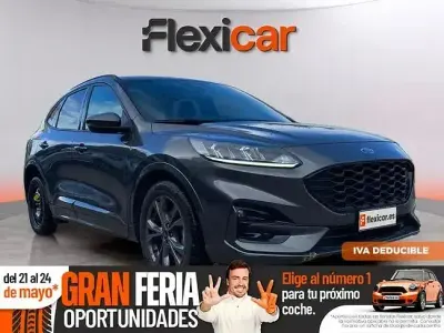 Usado Ford Kuga ST-Line 120 CV (88 kW) 2024 Gris SUV