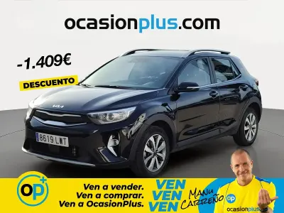 Usado Kia Stonic 100 CV (73 kW) 2022 Negro SUV
