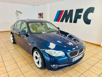 Usado BMW 525 Comfort Edition 218 CV (160 kW) 2011 Azul Berlina