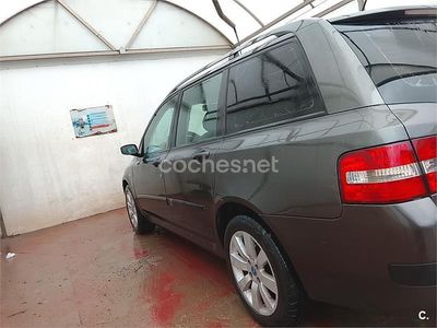 Usado Fiat Stilo Dynamic 120 CV (88 kW) 2006 Gris / plata Berlina