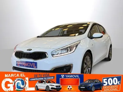 Usado Kia Ceed 120 CV (88 kW) 2016 Blanco Utilitario