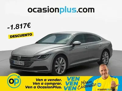 Usado VW Arteon Elegance 190 CV (139 kW) 2018 Gris Utilitario