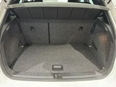 Usado Seat Arona Ecomotive 115 CV (84 kW) 2019 Blanco SUV