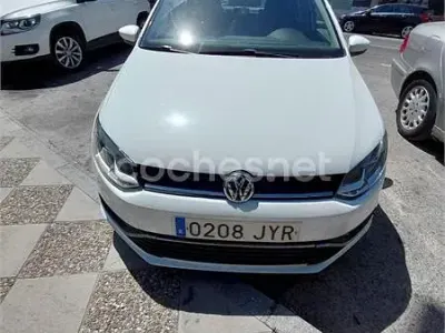 Usado VW Polo Advance 75 CV (55 kW) 2017 Blanco Berlina