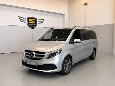 Usado Mercedes V250 Avantgarde 190 CV (139 kW) 2020 Gris / plata Monovolumen