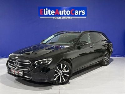 Usado Mercedes E300 306 CV (225 kW) 2022 Negro Familiar