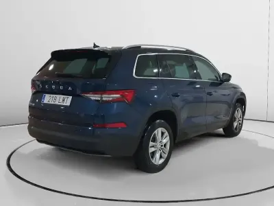 Begagnad Skoda Kodiaq Ambition 150 HK (110 kW) 2022 Blå SUV