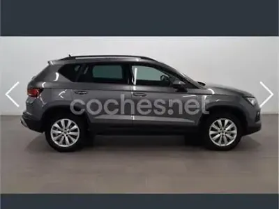 Usado Seat Ateca Style 150 CV (110 kW) 2023 Gris / plata SUV