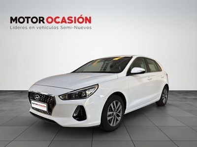 Usado Hyundai i30 120 CV (88 kW) 2018 Blanco