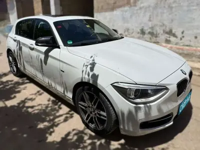 Usado BMW 116 116 CV (85 kW) 2013 Blanco Utilitario