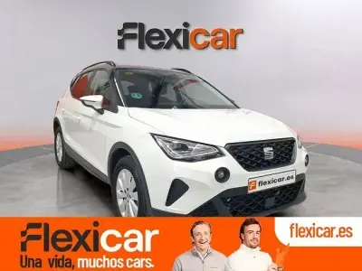 Usado Seat Arona Reference 95 CV (69 kW) 2021 Blanco SUV
