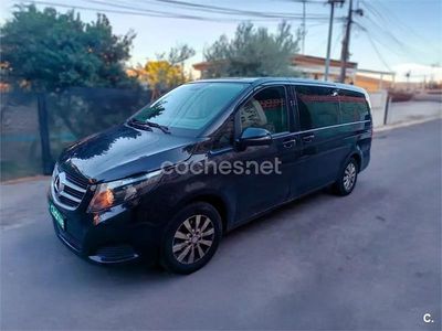 Negro Usado 2017 Mercedes V220 Exclusive Monovolumen | 36.900 € (Un poco caro)