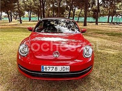 Usado VW Beetle 110 CV (80 kW) 2015 Rojo Utilitario