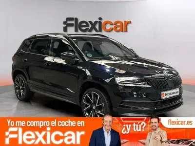 Usado Skoda Karoq SportLine 150 CV (110 kW) 2020 Negro SUV