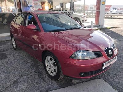 Granate Usado 2004 Seat Ibiza Reference Berlina | 4900 € (Caro)