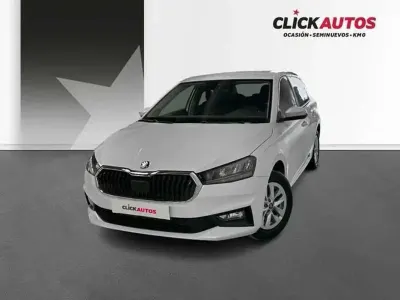 Usado Skoda Fabia Selection 95 CV (69 kW) 2025 Blanco Utilitario