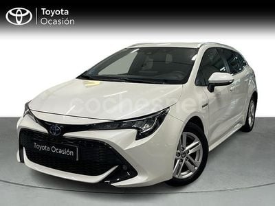 Blanco Usado 2021 Toyota Corolla Active Familiar | 21.900 € (Un poco caro)