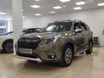 Usado Subaru Forester 151 CV (111 kW) 2023 Verde SUV