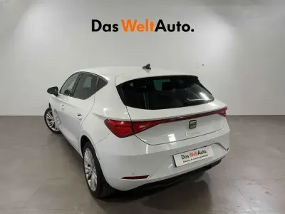 Usado Seat Leon Style 116 CV (85 kW) 2025 Blanco