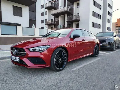Usado Mercedes CLA250e 218 CV (160 kW) 2024 Rojo Coupe