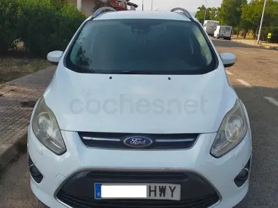 Usado Ford C-MAX 125 CV (91 kW) 2014 Blanco Monovolumen