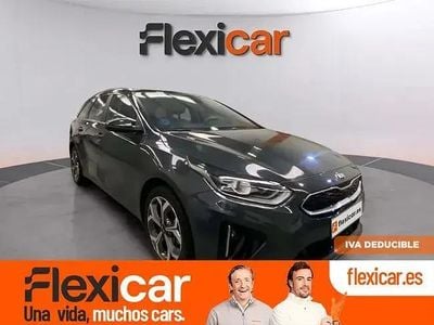 Occasion Kia Ceed GT-Line 141 PK (103 kW) 2021 Blauw Hatchback
