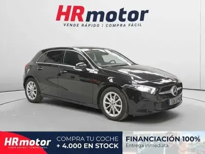 Usado Mercedes A180 116 HP (85 kW) 2020 Preto Sedan