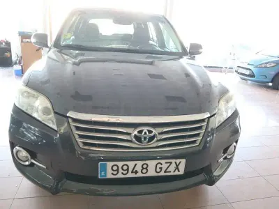 Usado Toyota RAV4 Active 150 CV (110 kW) 2011 Gris / plata SUV
