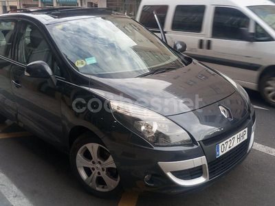 Usado Renault Scénic III Bose Edition 130 CV (95 kW) 2011 Negro Monovolumen