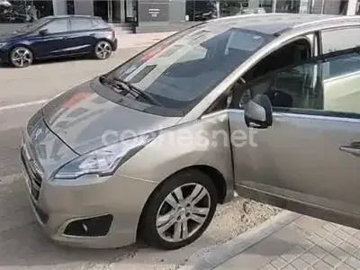 Usado Peugeot 5008