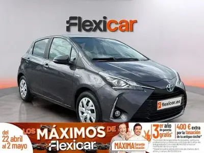 Occasion Toyota Yaris Hybrid Business Edition 116 PK (85 kW) 2020 Grijs