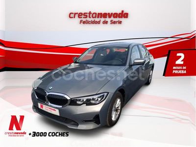 Gris / plata Usado 2022 BMW 318 Comfort Edition Berlina | 27.990 € (Precio justo)