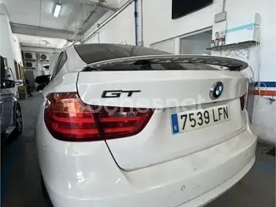 Usado BMW 320 Gran Turismo 184 CV (135 kW) 2014 Blanco Berlina