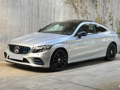 Usado Mercedes C43 AMG 390 CV (286 kW) 2018 Gris / plata Coupe