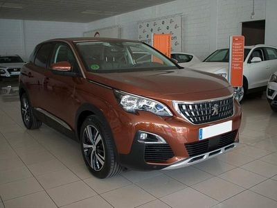 Usado Peugeot 3008 Allure 130 CV (95 kW) 2018 Marrón SUV